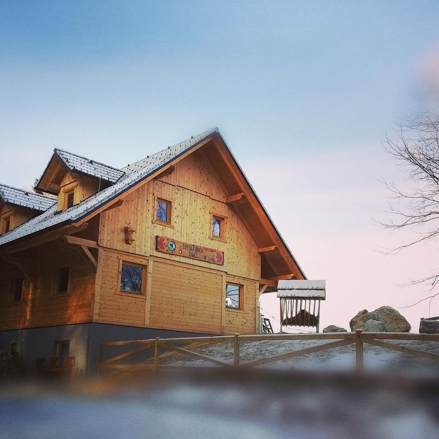 Koca Na Talezu Bed & Breakfast Ribno Bagian luar foto