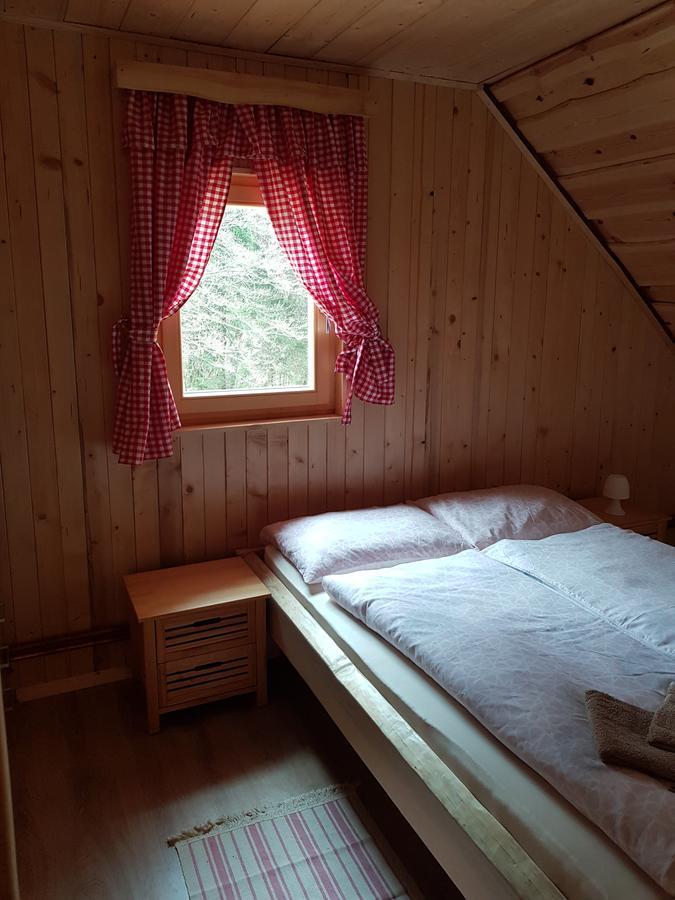 Koca Na Talezu Bed & Breakfast Ribno Bagian luar foto